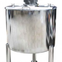 河南不銹鋼儲(chǔ)罐,攪拌罐,發(fā)酵罐,保溫罐,高剪切乳化罐生產(chǎn)廠家