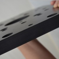 1立方米碳纖維板有多重？