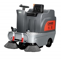 長(zhǎng)淮CH-S1300駕駛式掃地機(jī) 樹(shù)葉清掃車 小型