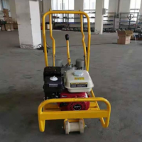 供應(yīng)雙頭螺栓扳手  600型鋼軌內(nèi)燃扳手  手推式扳手