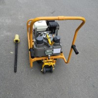 手推式螺母緊固機(jī)出售  內(nèi)燃雙頭螺栓扳手  軌道螺絲機(jī)