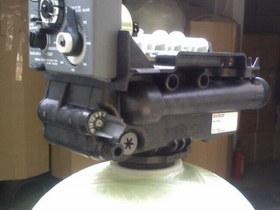 玻璃鋼罐樹脂罐石英砂活性炭過濾器軟化水設(shè)備樹脂玻璃鋼罐