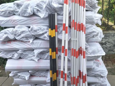 電線桿電力高強(qiáng)度PVC保護(hù)套管反光跨路