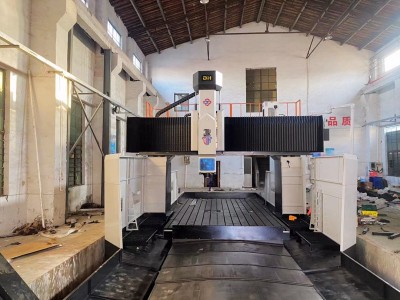 數(shù)控龍門鉆銑床、加工中心、重型數(shù)控龍門