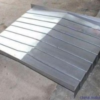 鑫翔機(jī)床廠家直銷各種型號(hào)，鋼板防護(hù)罩，風(fēng)琴防護(hù)罩。