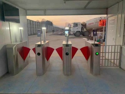 武漢學(xué)校出入口用速通門，地鐵出入口速通門