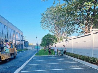 要找南京廠區(qū)道路劃線的請(qǐng)撥打 189 -5174 -4567