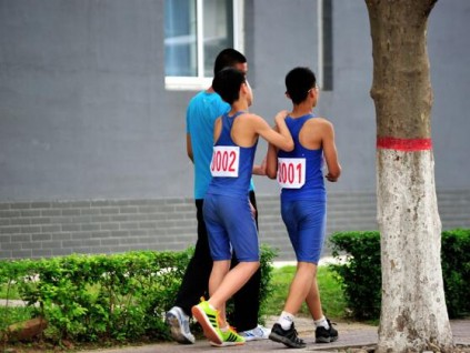 西安運(yùn)動(dòng)會(huì)號碼布錦旗綬帶定做,建筑彩旗,工地旗幟,彩色條幅