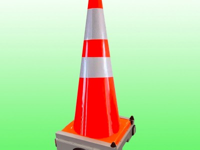 沈陽封路路錐機(jī)器人 遠(yuǎn)程遙控封道警示路錐系統(tǒng)