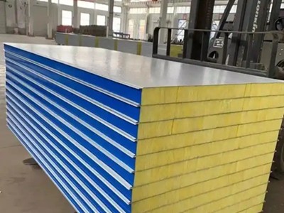 規(guī)格多樣化彩鋼復(fù)合板非標(biāo)尺寸加工