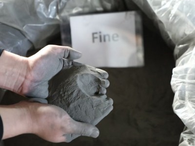 供應(yīng)研磨重介質(zhì)低硅鐵粉研磨低硅鐵粉