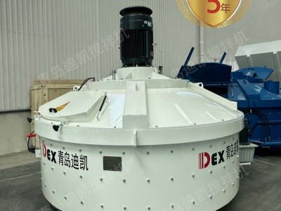 行星式立軸攪拌機(jī)獨(dú)特設(shè)計(jì)傳動(dòng)結(jié)構(gòu)，低噪運(yùn)行不擾場(chǎng)