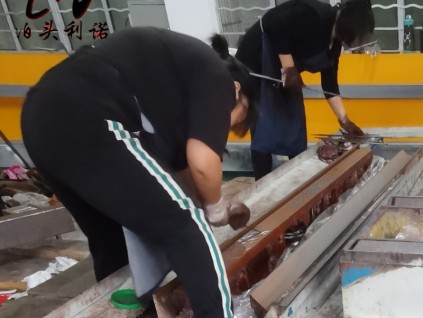 車(chē)銑刨磨鏜床加工中心數(shù)控機(jī)床刮研鏟刮鏟花維修精度修理恢復(fù)