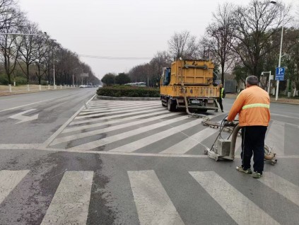 清除道路標(biāo)線的方法-南京njdz-2026道路劃線