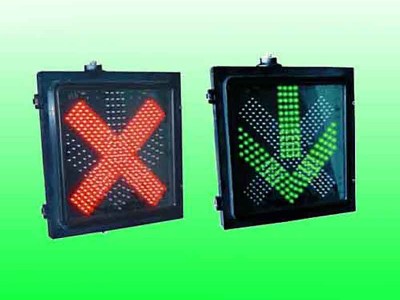 車道指示信號(hào)燈 收費(fèi)站通道信號(hào)燈 天棚信號(hào)燈價(jià)格